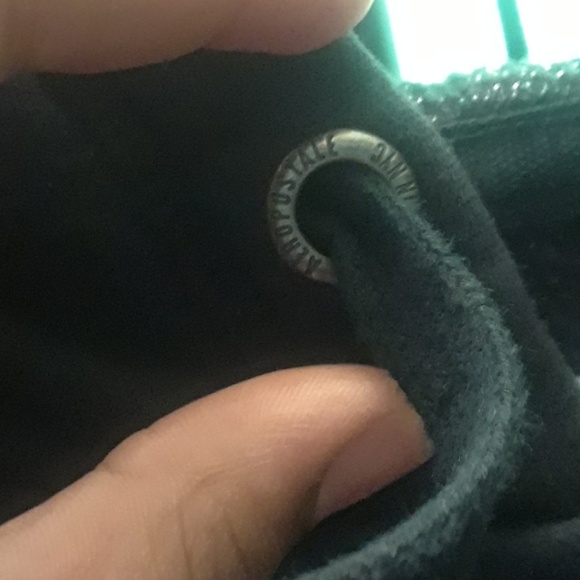 Sweatshirt - Picture 2 of 3